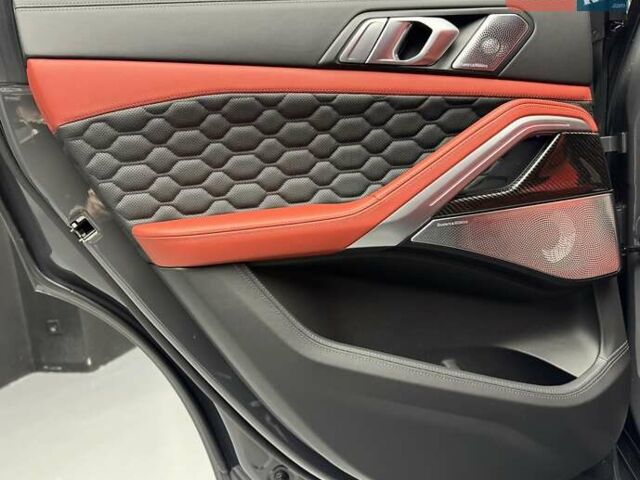 Серый БМВ Х6 М, объемом двигателя 4.4 л и пробегом 33 тыс. км за 111900 $, фото 39 на Automoto.ua