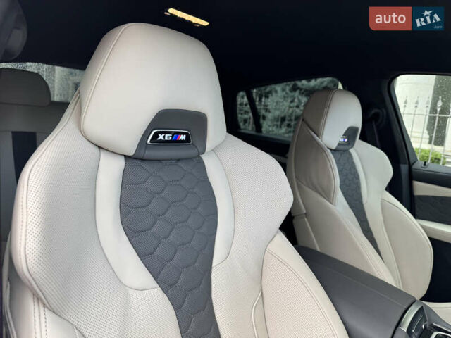 Серый БМВ Х6 М, объемом двигателя 4.39 л и пробегом 7 тыс. км за 167000 $, фото 35 на Automoto.ua