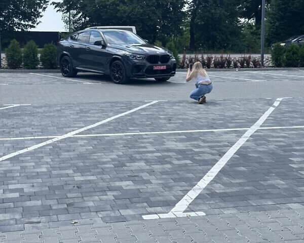 Серый БМВ Х6 М, объемом двигателя 4.39 л и пробегом 30 тыс. км за 120000 $, фото 10 на Automoto.ua