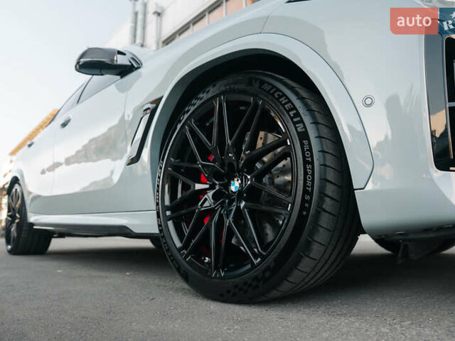 Серый БМВ Х6 М, объемом двигателя 4.39 л и пробегом 25 тыс. км за 167000 $, фото 10 на Automoto.ua