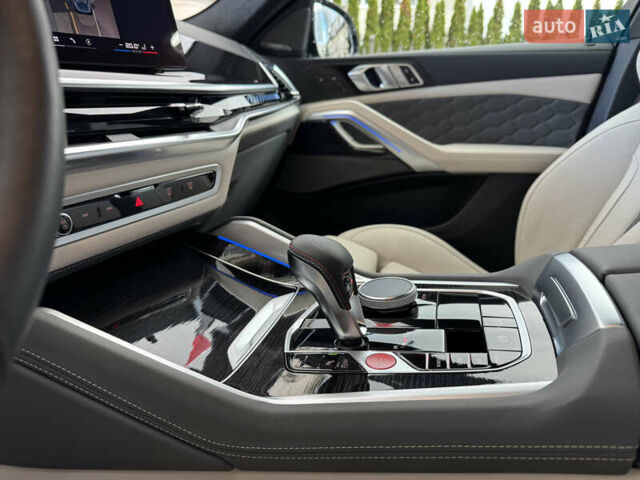Серый БМВ Х6 М, объемом двигателя 4.39 л и пробегом 7 тыс. км за 167000 $, фото 43 на Automoto.ua