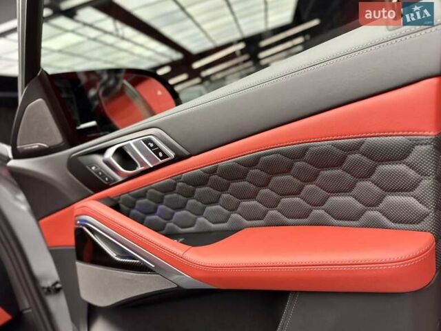 Серый БМВ Х6 М, объемом двигателя 4.4 л и пробегом 15 тыс. км за 160900 $, фото 64 на Automoto.ua