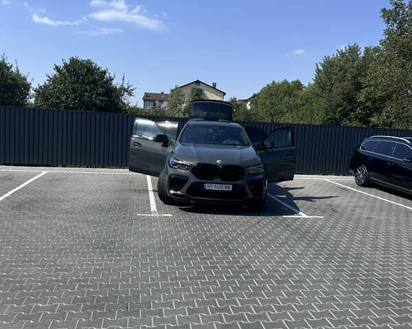 Серый БМВ Х6 М, объемом двигателя 4.39 л и пробегом 30 тыс. км за 120000 $, фото 3 на Automoto.ua