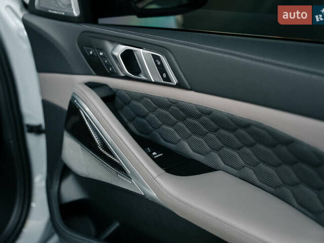 Серый БМВ Х6 М, объемом двигателя 4.39 л и пробегом 25 тыс. км за 167000 $, фото 34 на Automoto.ua