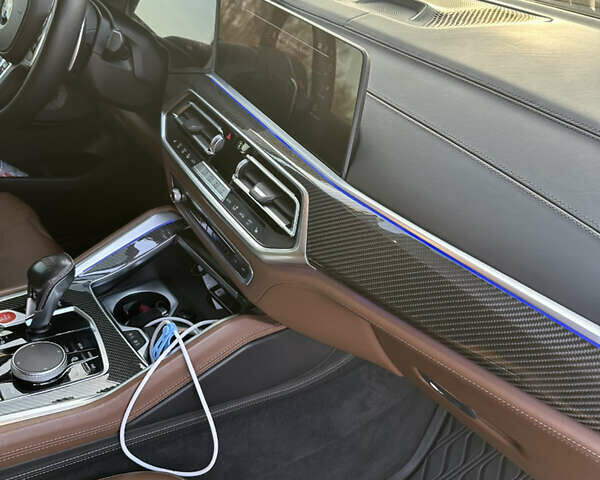 Синий БМВ Х6 М, объемом двигателя 4.39 л и пробегом 80 тыс. км за 93000 $, фото 32 на Automoto.ua