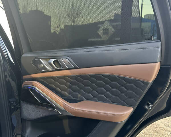 Синий БМВ Х6 М, объемом двигателя 4.39 л и пробегом 80 тыс. км за 93000 $, фото 28 на Automoto.ua