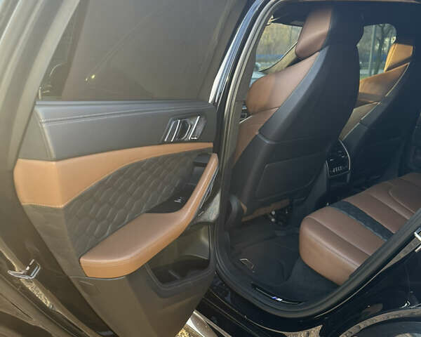 Синий БМВ Х6 М, объемом двигателя 4.39 л и пробегом 80 тыс. км за 93000 $, фото 19 на Automoto.ua