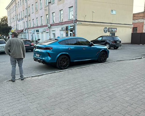 Синий БМВ Х6 М, объемом двигателя 4.39 л и пробегом 28 тыс. км за 132000 $, фото 3 на Automoto.ua