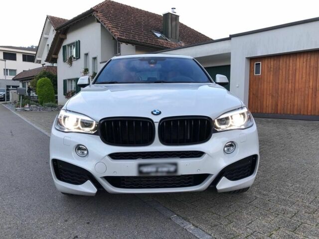 Белый БМВ Х6, объемом двигателя 0 л и пробегом 30 тыс. км за 28599 $, фото 1 на Automoto.ua