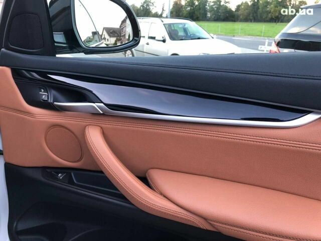 Белый БМВ Х6, объемом двигателя 0 л и пробегом 30 тыс. км за 28599 $, фото 17 на Automoto.ua