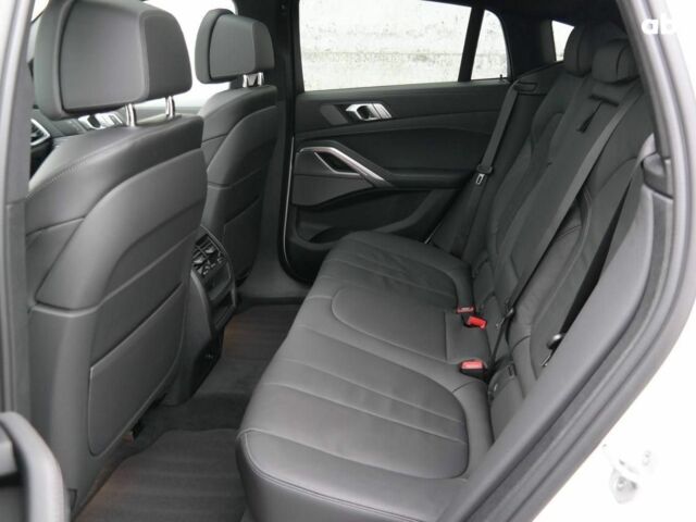 Білий БМВ Х6, об'ємом двигуна 0 л та пробігом 5 тис. км за 59222 $, фото 11 на Automoto.ua