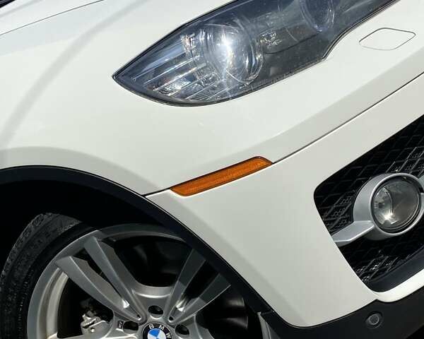 Белый БМВ Х6, объемом двигателя 4.4 л и пробегом 180 тыс. км за 21000 $, фото 3 на Automoto.ua