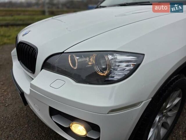 Белый БМВ Х6, объемом двигателя 4.4 л и пробегом 100 тыс. км за 11999 $, фото 3 на Automoto.ua