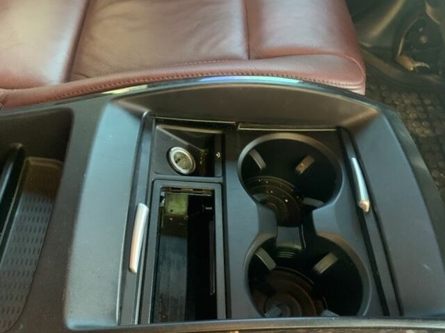 Белый БМВ Х6, объемом двигателя 4.4 л и пробегом 183 тыс. км за 11200 $, фото 15 на Automoto.ua