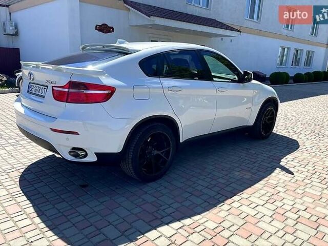 Білий БМВ Х6, об'ємом двигуна 3 л та пробігом 96 тис. км за 18500 $, фото 3 на Automoto.ua