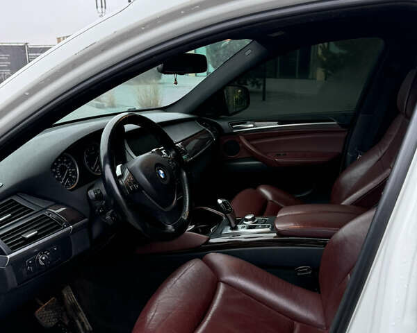 Білий БМВ Х6, об'ємом двигуна 4.4 л та пробігом 187 тис. км за 11900 $, фото 8 на Automoto.ua