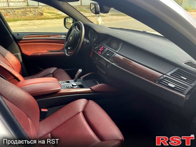 Білий БМВ Х6, об'ємом двигуна 3 л та пробігом 96 тис. км за 18500 $, фото 11 на Automoto.ua