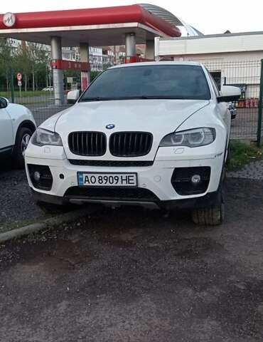 Белый БМВ Х6, объемом двигателя 4.39 л и пробегом 180 тыс. км за 8500 $, фото 15 на Automoto.ua