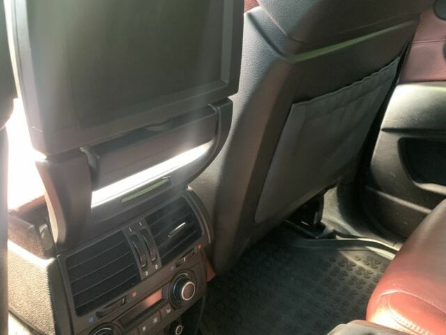 Белый БМВ Х6, объемом двигателя 4.4 л и пробегом 183 тыс. км за 11200 $, фото 22 на Automoto.ua