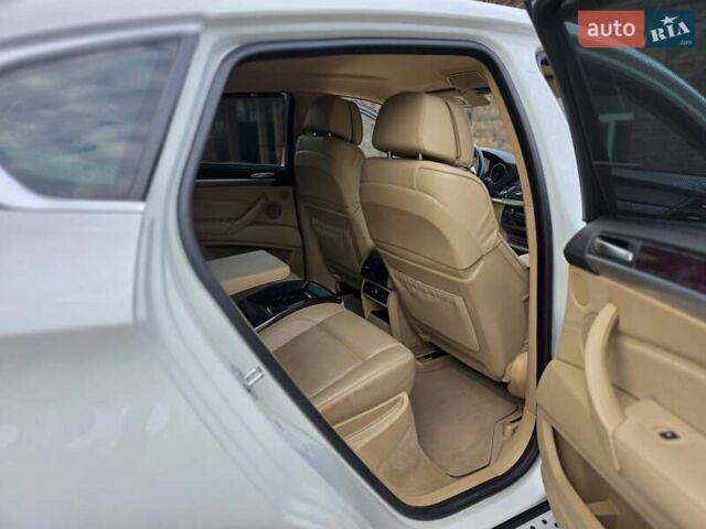 Білий БМВ Х6, об'ємом двигуна 4.4 л та пробігом 100 тис. км за 16500 $, фото 61 на Automoto.ua