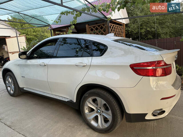 Белый БМВ Х6, объемом двигателя 3 л и пробегом 163 тыс. км за 16600 $, фото 5 на Automoto.ua