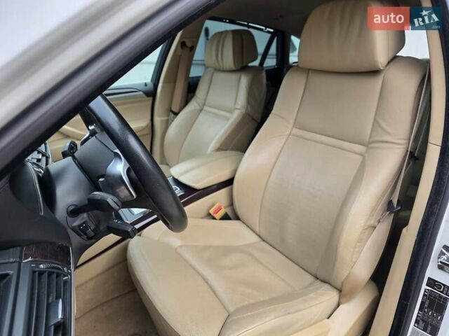 Білий БМВ Х6, об'ємом двигуна 4.4 л та пробігом 100 тис. км за 16500 $, фото 54 на Automoto.ua