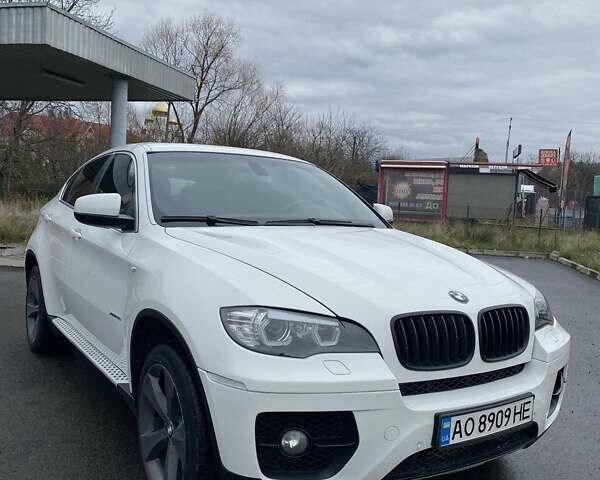 Білий БМВ Х6, об'ємом двигуна 4.39 л та пробігом 187 тис. км за 11900 $, фото 1 на Automoto.ua