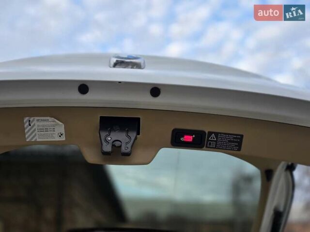 Білий БМВ Х6, об'ємом двигуна 4.4 л та пробігом 100 тис. км за 11999 $, фото 32 на Automoto.ua