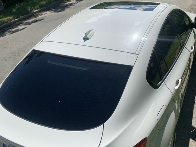 Белый БМВ Х6, объемом двигателя 4.4 л и пробегом 183 тыс. км за 11200 $, фото 16 на Automoto.ua