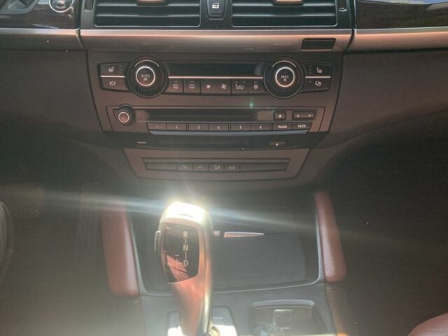 Белый БМВ Х6, объемом двигателя 4.4 л и пробегом 183 тыс. км за 11200 $, фото 19 на Automoto.ua