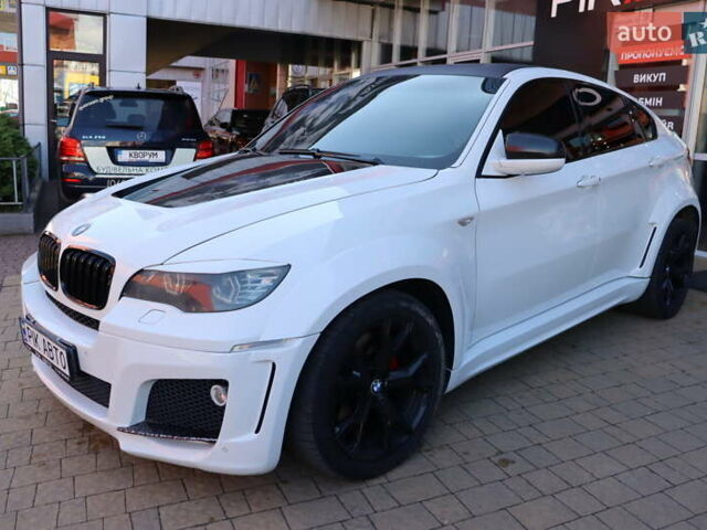 Белый БМВ Х6, объемом двигателя 4.4 л и пробегом 137 тыс. км за 18900 $, фото 1 на Automoto.ua