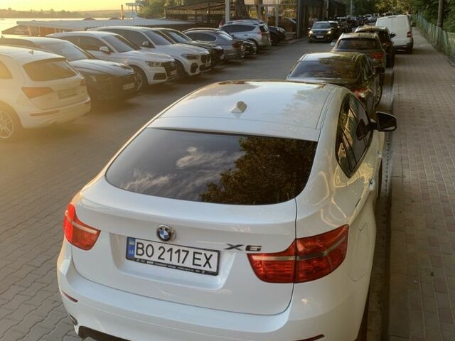 Белый БМВ Х6, объемом двигателя 4.4 л и пробегом 183 тыс. км за 11200 $, фото 4 на Automoto.ua