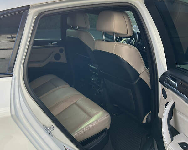 Білий БМВ Х6, об'ємом двигуна 3 л та пробігом 193 тис. км за 14300 $, фото 14 на Automoto.ua