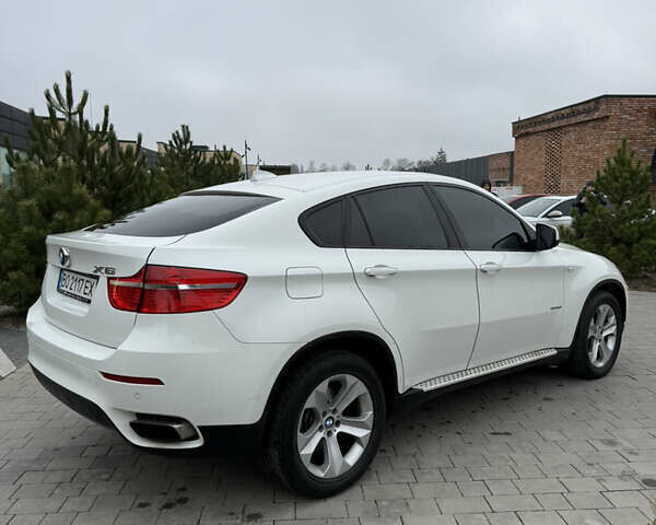 Білий БМВ Х6, об'ємом двигуна 4.4 л та пробігом 187 тис. км за 11900 $, фото 6 на Automoto.ua