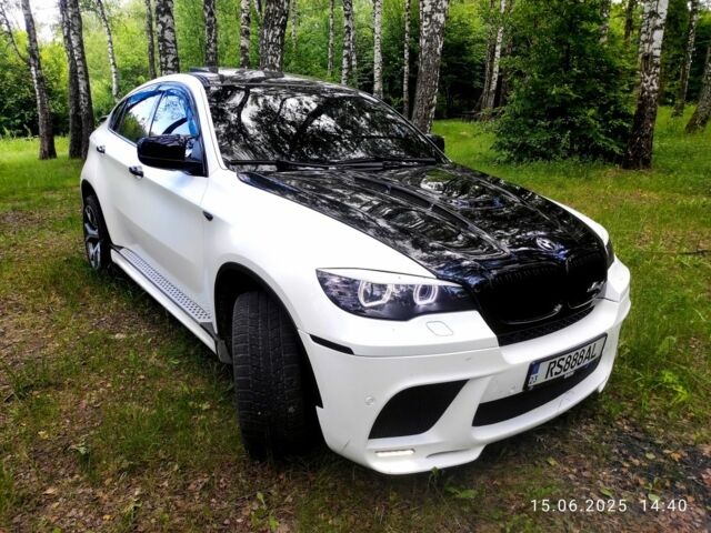 Белый БМВ Х6, объемом двигателя 4 л и пробегом 224 тыс. км за 17000 $, фото 1 на Automoto.ua
