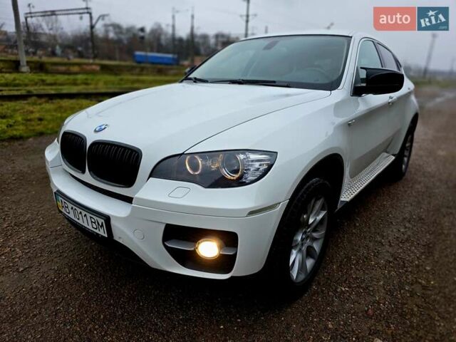 Білий БМВ Х6, об'ємом двигуна 4.4 л та пробігом 100 тис. км за 16500 $, фото 6 на Automoto.ua