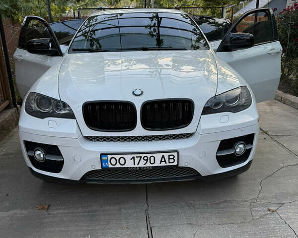 Белый БМВ Х6, объемом двигателя 3 л и пробегом 163 тыс. км за 16600 $, фото 1 на Automoto.ua