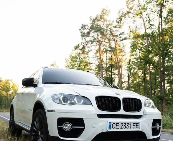 Білий БМВ Х6, об'ємом двигуна 4.4 л та пробігом 170 тис. км за 10999 $, фото 1 на Automoto.ua