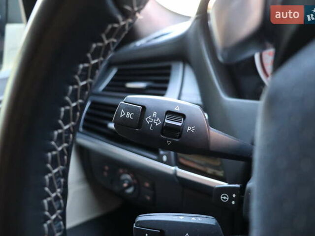 Белый БМВ Х6, объемом двигателя 4.4 л и пробегом 137 тыс. км за 18900 $, фото 22 на Automoto.ua