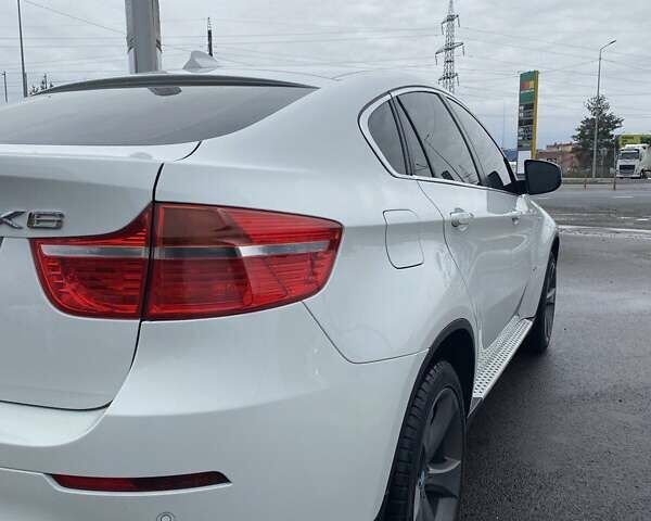 Білий БМВ Х6, об'ємом двигуна 4.39 л та пробігом 187 тис. км за 11600 $, фото 14 на Automoto.ua