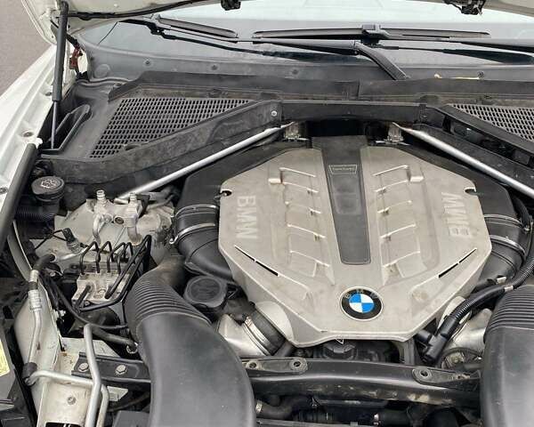 Білий БМВ Х6, об'ємом двигуна 4.39 л та пробігом 187 тис. км за 11600 $, фото 20 на Automoto.ua