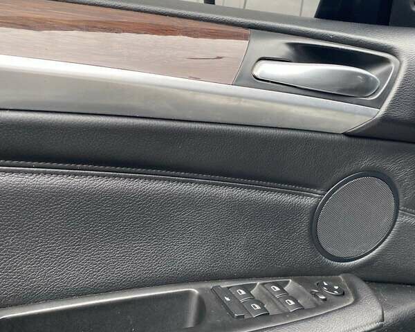 Білий БМВ Х6, об'ємом двигуна 4.39 л та пробігом 187 тис. км за 11600 $, фото 35 на Automoto.ua
