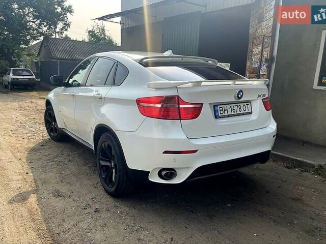 Білий БМВ Х6, об'ємом двигуна 3 л та пробігом 96 тис. км за 18500 $, фото 4 на Automoto.ua
