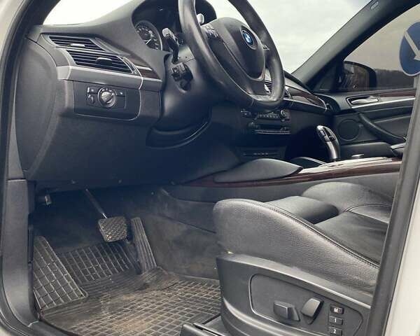 Білий БМВ Х6, об'ємом двигуна 4.39 л та пробігом 187 тис. км за 11600 $, фото 42 на Automoto.ua