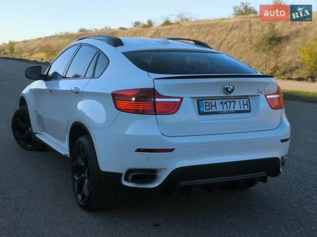 Белый БМВ Х6, объемом двигателя 4.4 л и пробегом 165 тыс. км за 12500 $, фото 2 на Automoto.ua