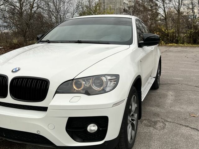 Белый БМВ Х6, объемом двигателя 4.4 л и пробегом 170 тыс. км за 16500 $, фото 1 на Automoto.ua