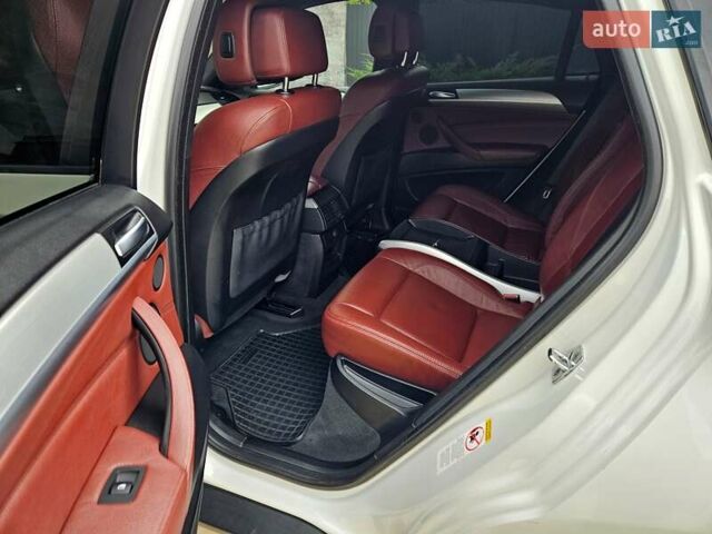 Белый БМВ Х6, объемом двигателя 2.99 л и пробегом 293 тыс. км за 17000 $, фото 14 на Automoto.ua
