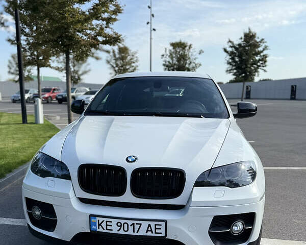 Білий БМВ Х6, об'ємом двигуна 3 л та пробігом 163 тис. км за 12500 $, фото 8 на Automoto.ua