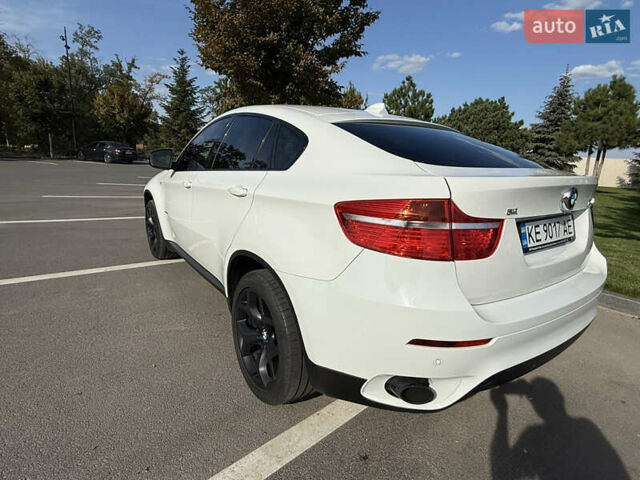 Білий БМВ Х6, об'ємом двигуна 3 л та пробігом 163 тис. км за 12500 $, фото 3 на Automoto.ua