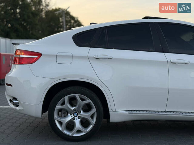 Белый БМВ Х6, объемом двигателя 3 л и пробегом 333 тыс. км за 16950 $, фото 19 на Automoto.ua